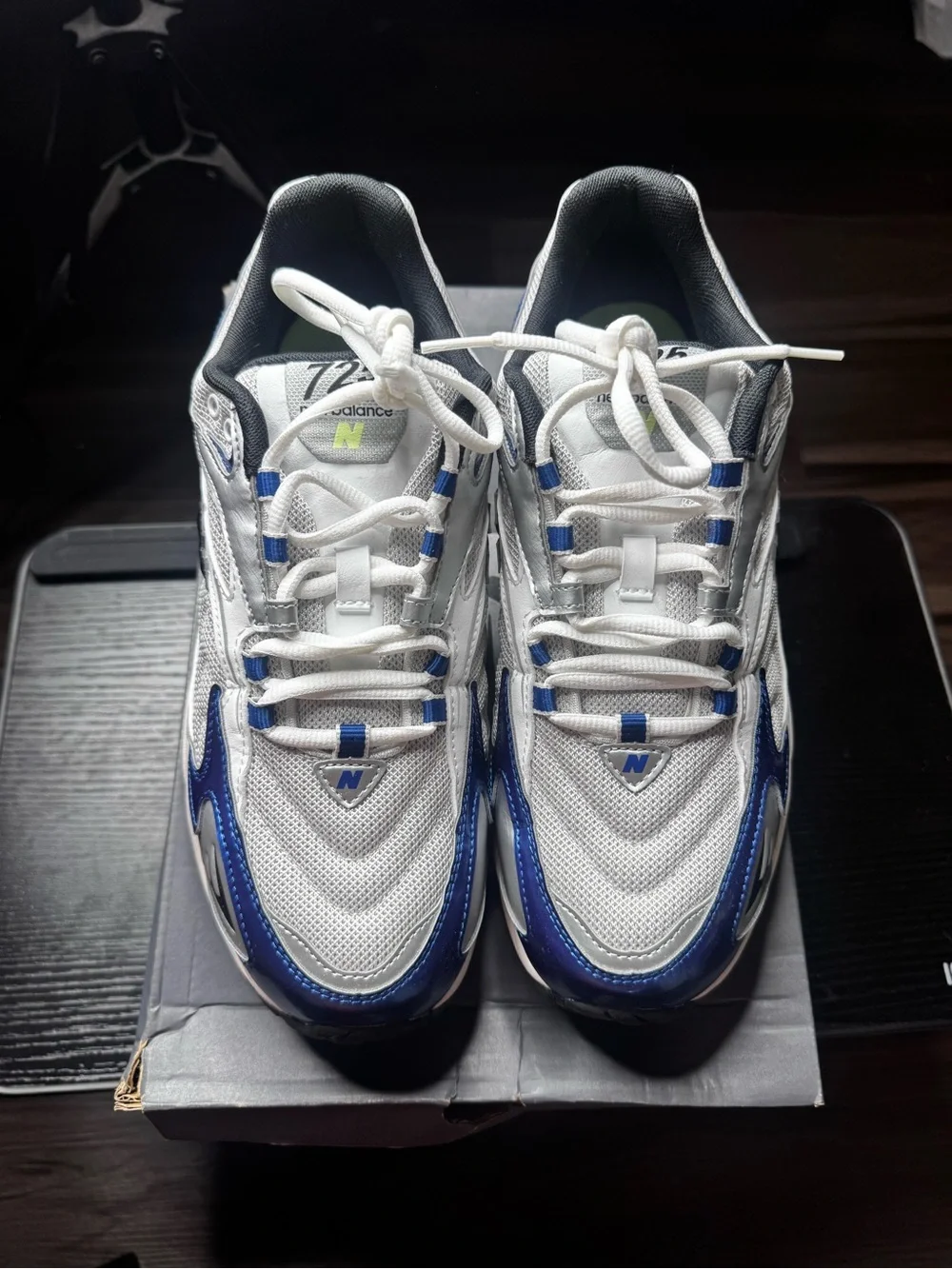 New Balance Men's White and Blue Mesh Lace-Up Sneakers